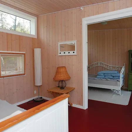 Six-bedroom Holiday With A Fireplace In *