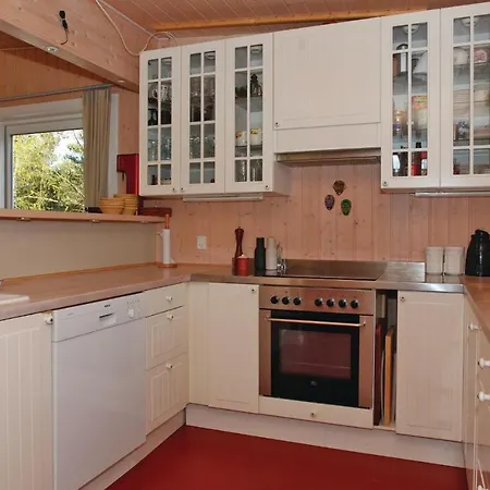 Casa de Férias Six-bedroom Holiday With A Fireplace In Vig