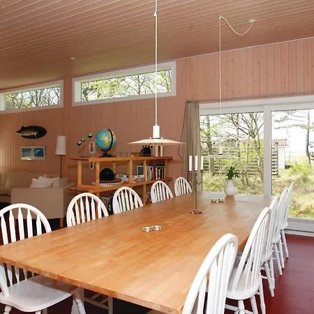 Six-bedroom Holiday With A Fireplace In